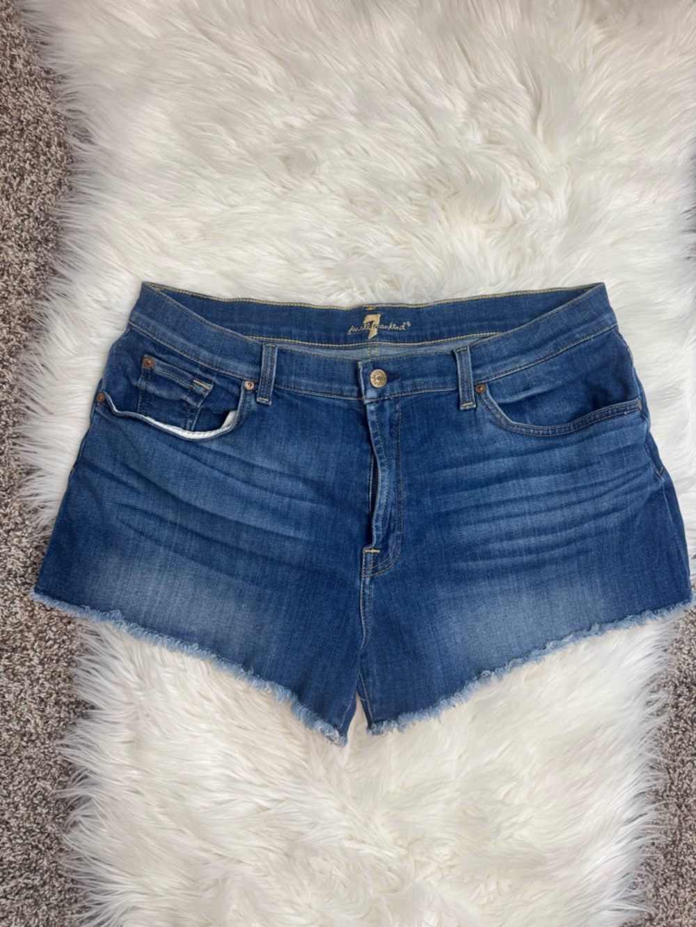 7 for all mankind ram hem denim shorts